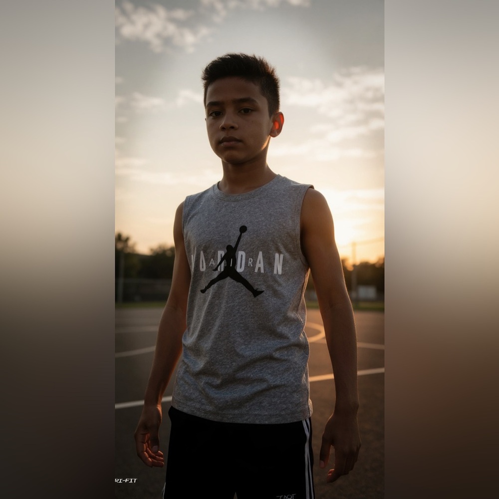 Jordan Sleeveless Youth Active Shirt XL Gray - Picture 2 of 4